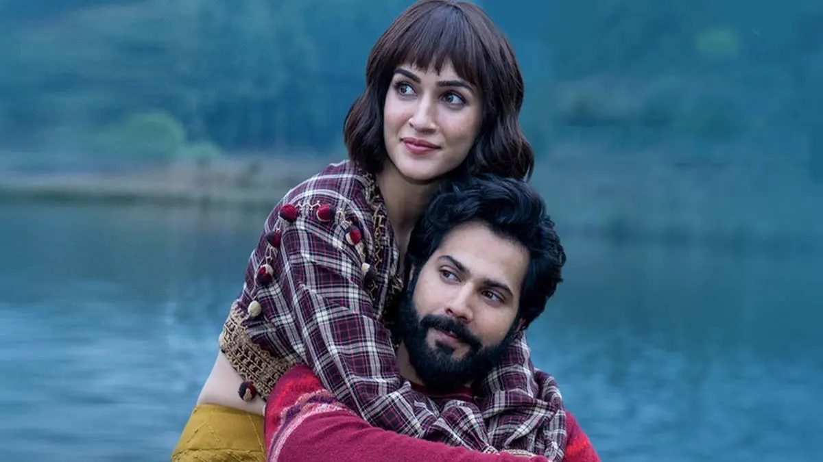 Kriti Sanon Movies: Kriti and Varun Dhawan in Bhediya